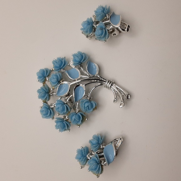 Vintage JJ Jonette Rose Brooch & Clip-On Earrings Set - Excellent Used C… - Picture 2 of 14